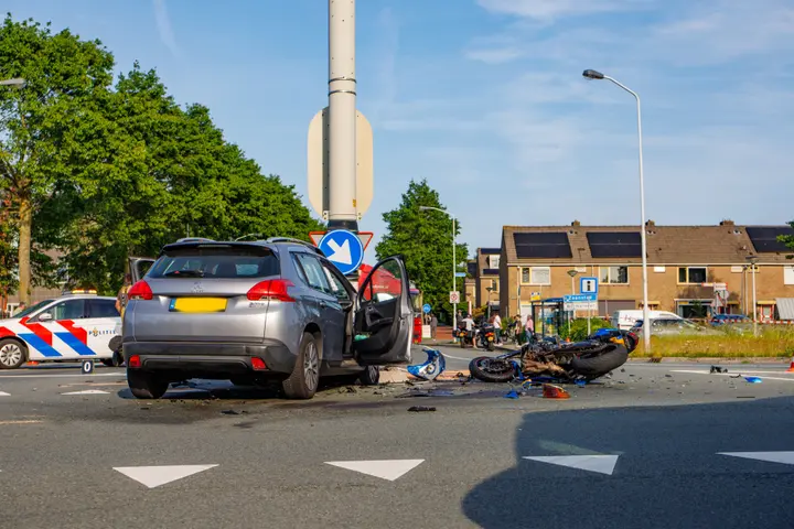 Ongeval Wormerveer motor auto