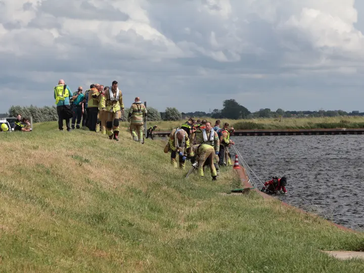 Persoon ter water Baarn