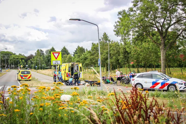 Fietsongeluk Rosmalen persoon zwaargewond