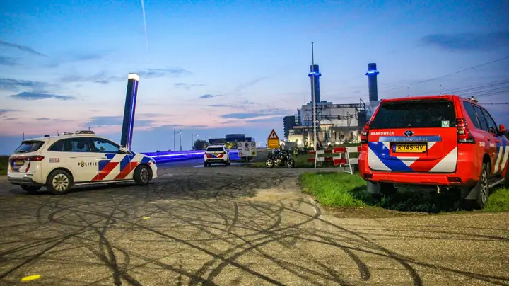 Motorrijder_met_spoed_naar_AMC_na_eenzijdig_ongeval_in_Lelystad_4