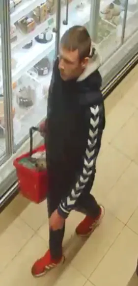 2asmuo tyrejaslicus