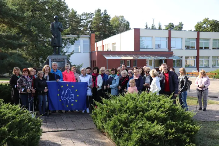 europos paveldo dienos proga organizuotas zygis nuotrauka prie nepriklausomybes kario skulpturos scaled
