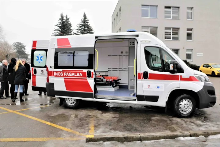 greitosios medicinos pagalbos automobilis pavezejimui 2