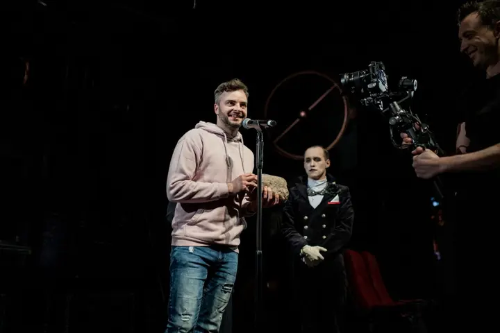 teatrakmenis garso rezisieriui justinui raudoniui miskomote 45