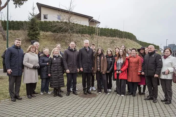 Kartu sodinome sakuras Žaliojoje gatvėje