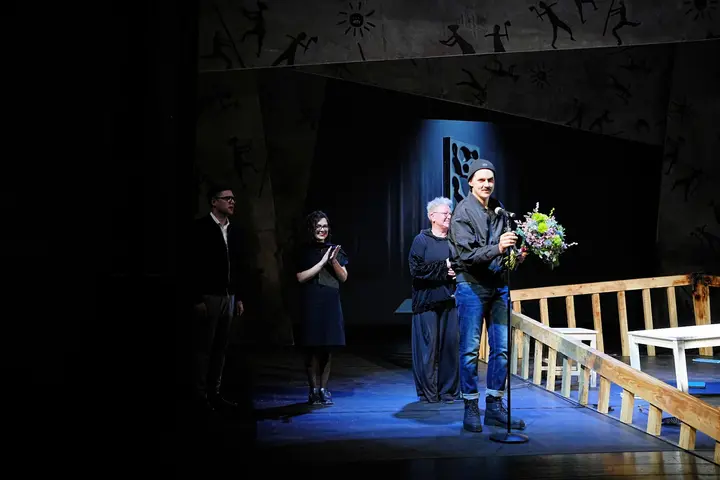 Teatrakmeniai (Valantinas Kryžiokas nuot.) (3)