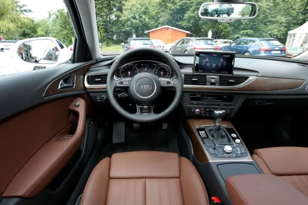interni-audi-a6-avant