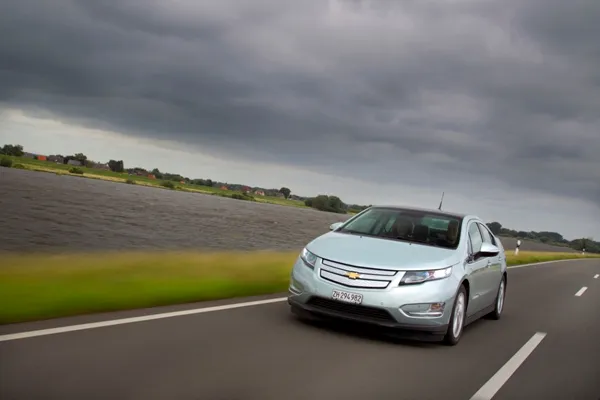 chevroletvolt dynamic 13 medium