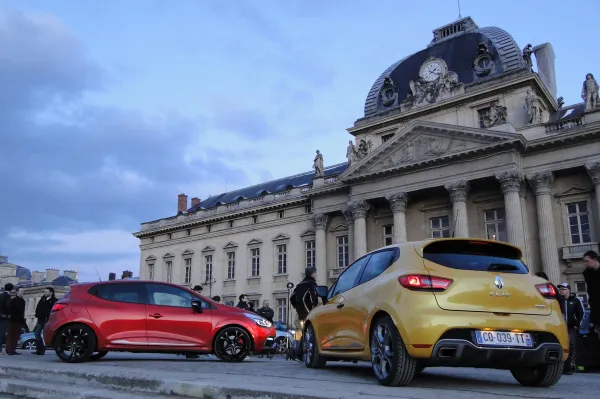 TEST CLIORS GALLERY 04