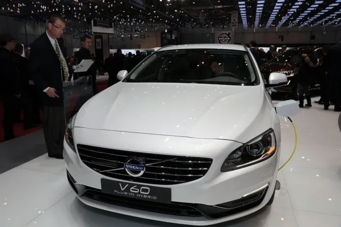 volvo-V60-plug-in