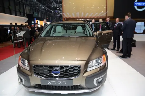 volvo-xc70
