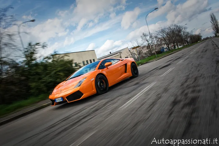 50Lamborghini-gallardo-009