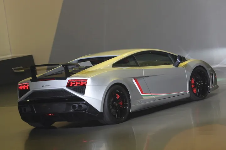 Lamborghini-Gallardo-Squadra-Corse-rear-three-quarter