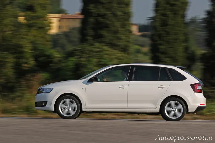 Skoda Rapid Spaceback 017