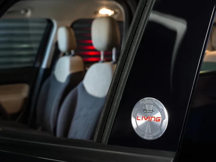 Fiat 500L Living 04