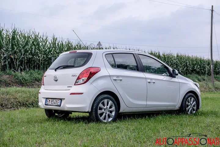 Hyundai i20 003