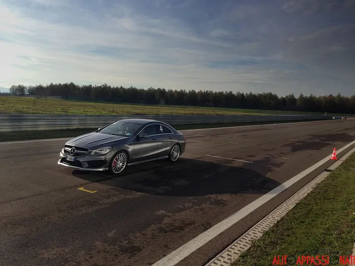 presAMG CLA 21