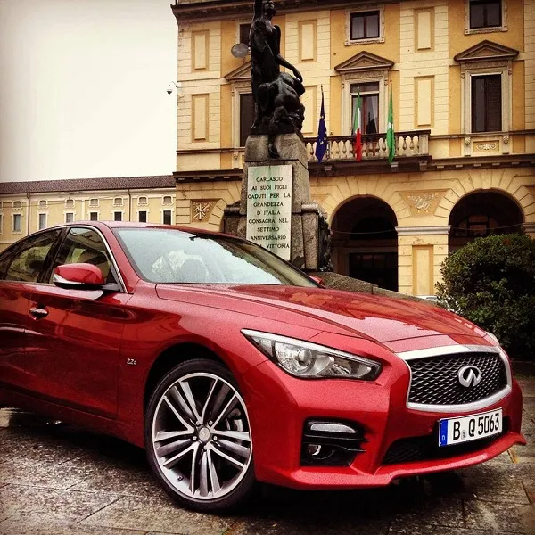 Infiniti Q50 diesel 600 1