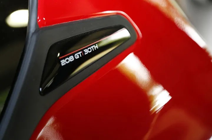 peugeot-208-gti-30eme-anni-live-goodwood-4