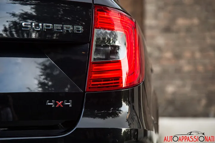 Skoda Superb Wagon 009