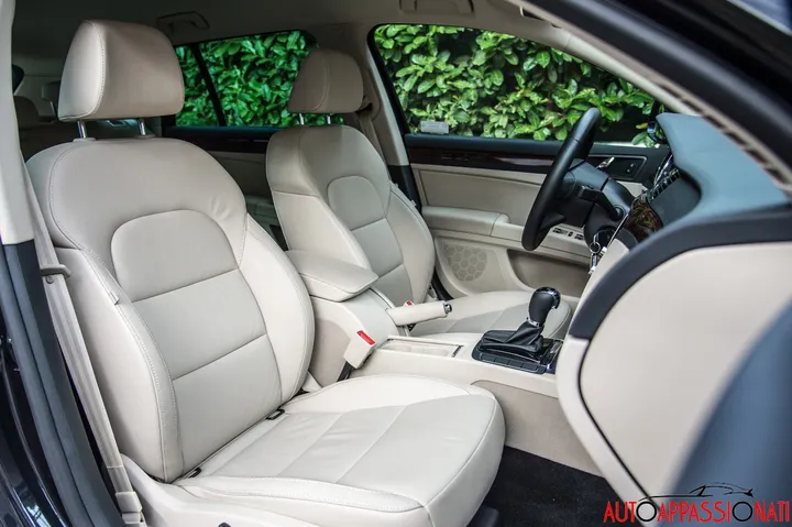 Skoda Superb Wagon 014