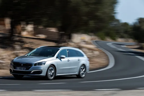 Nuova Peugeot 508 SW 4