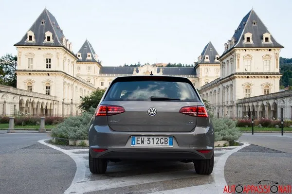 Golf TGI 2
