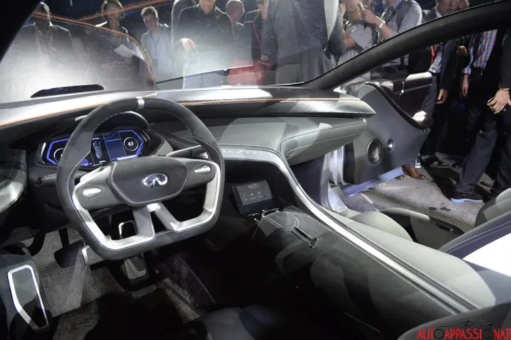 infinitiq80008