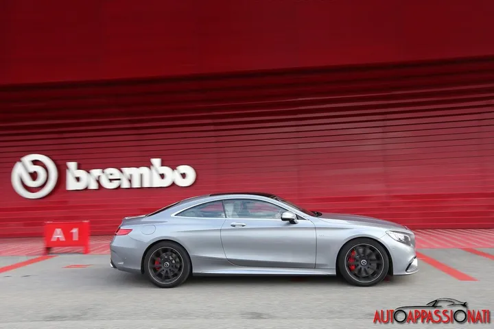 Mercedes-Benz S 63 AMG Coupé