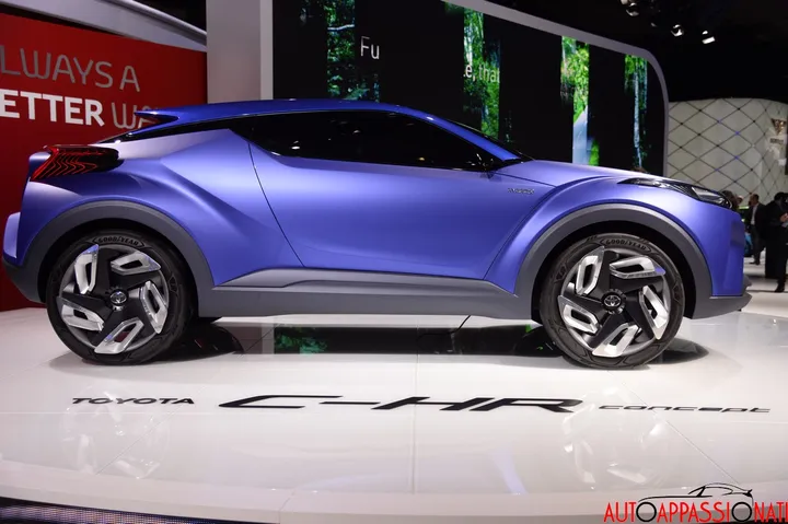 Toyota C-HR 001