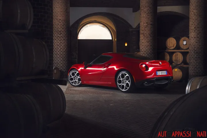 Alfa 4C 19