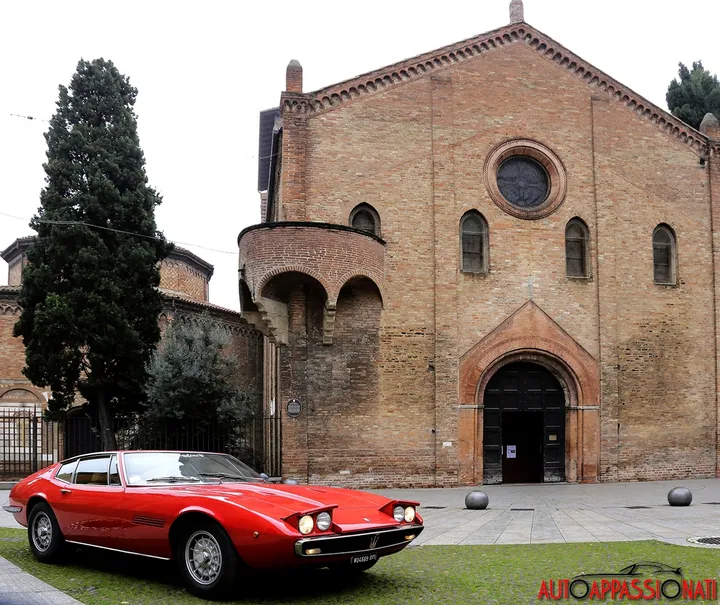 Maserati Ghibli 1966 red 001