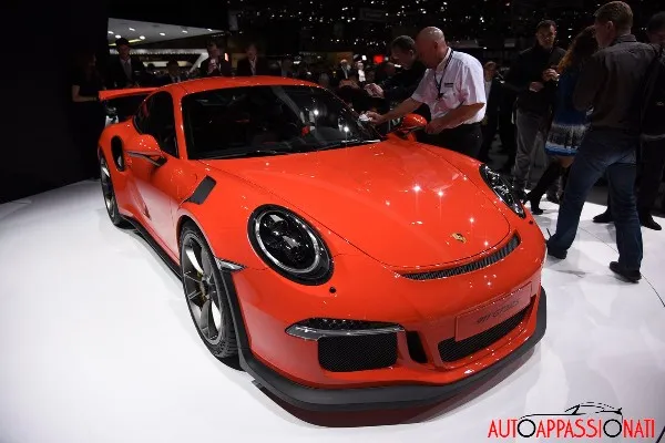 911 gt3RS 002
