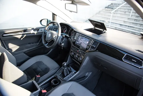 int2 golf VW