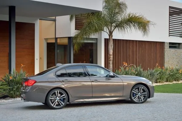 201504-P90180572-zoom-orig