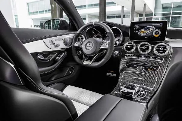 Mercedes-AMG C 63 int