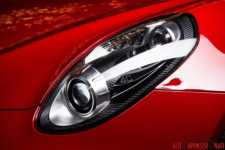 Alfa Romeo 4C 011