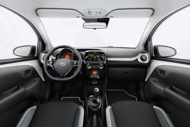 AYG2005p 15 alb