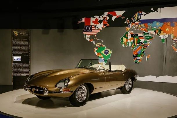 MAUTO Jaguar00008