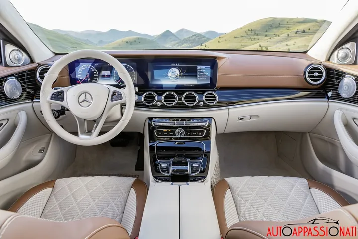 Nuova mercedes-benz classe e