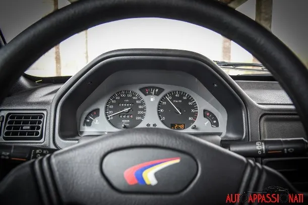 INT3 peugeot106rallye 001