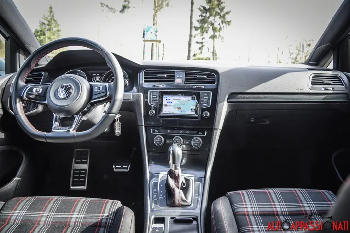 Volkswagen golf gti 08