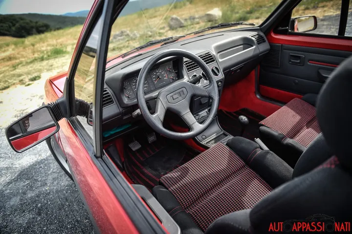 Peugeot 205 CTI 012
