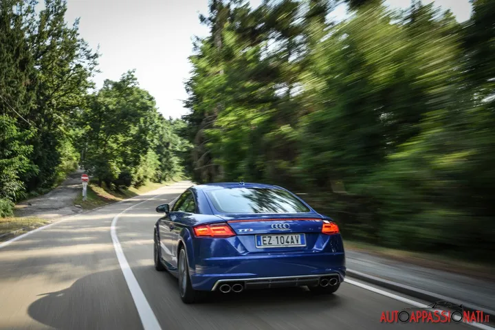 Audi TTS10