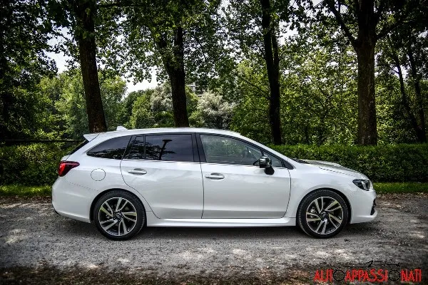 subaru levorg int1