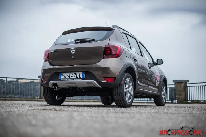 Dacia Sandero Stepway 16
