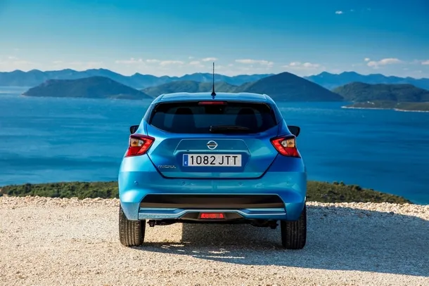 Nissan Nuova Micra faripost