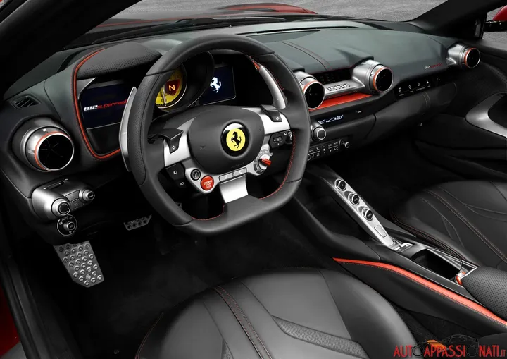 Ferrari 812 Superfast 04