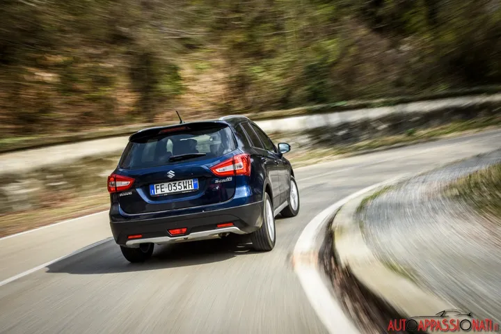 Suzuki S-Cross