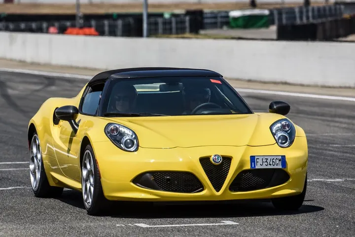 Raduno Alfa Romeo 4C 2017